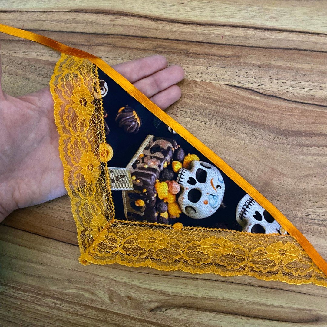 04 off bandana halloween em renda 10 un