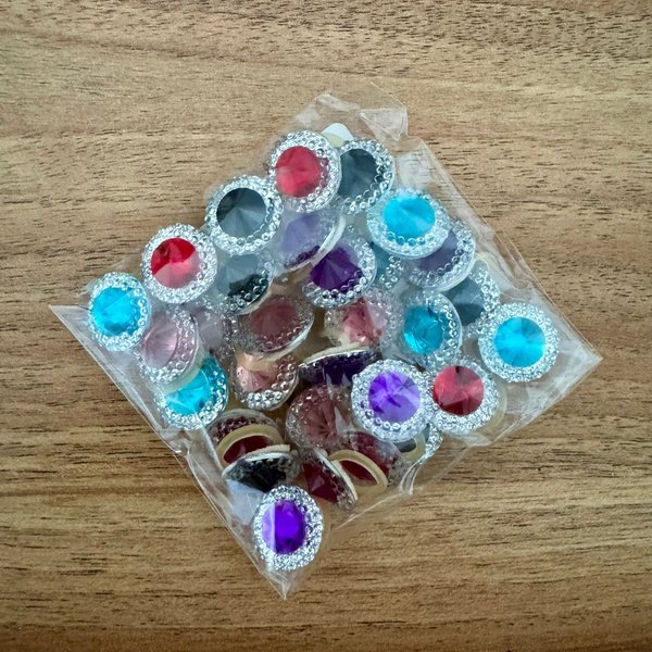 04 cristal para penteado prata e vermelho 14mm 30 un