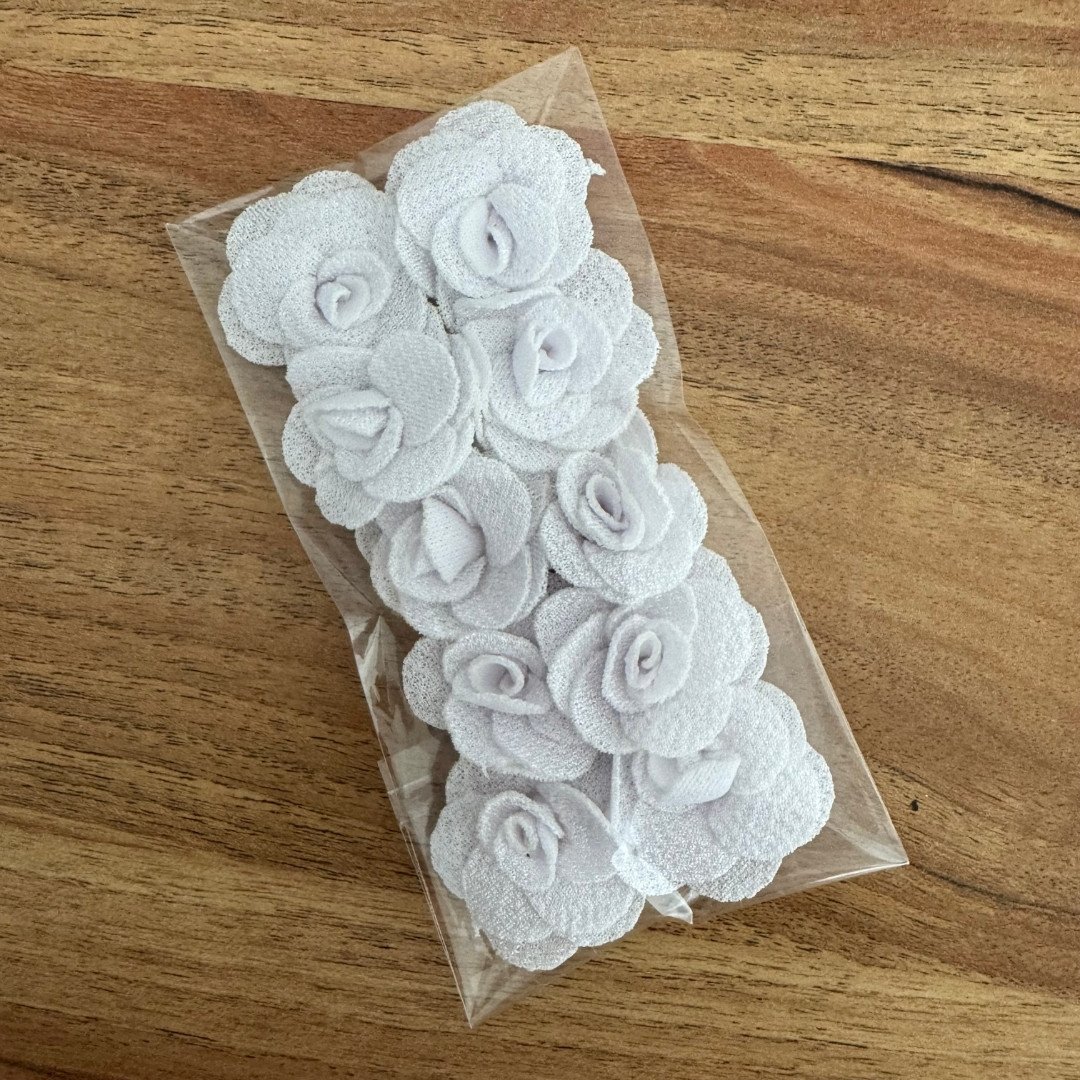 01 adesivo flor p branca em tecido 10 un