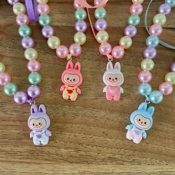 28 colar de perolas 1 un rosa branco u