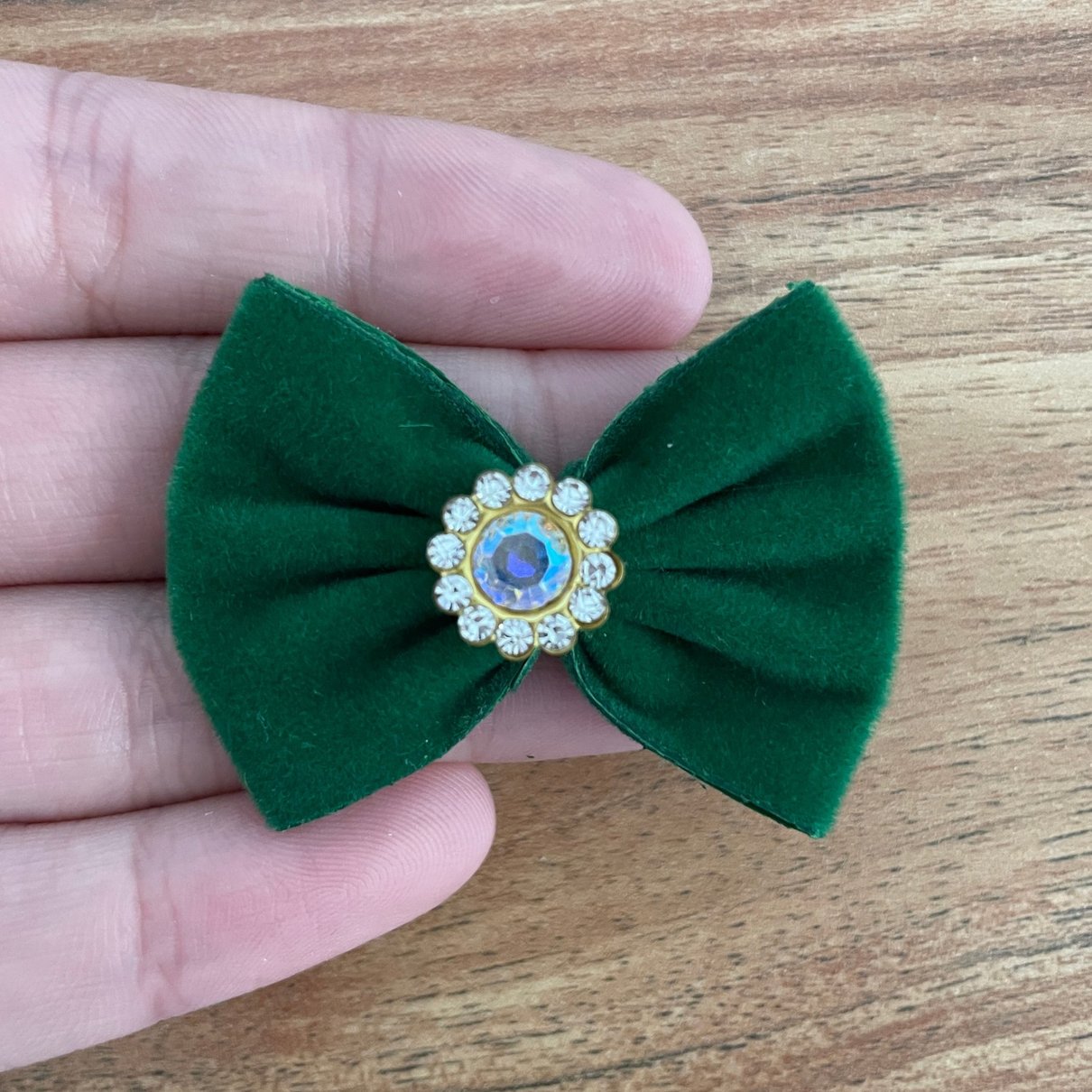 03 laco m em veludo verde 10 un