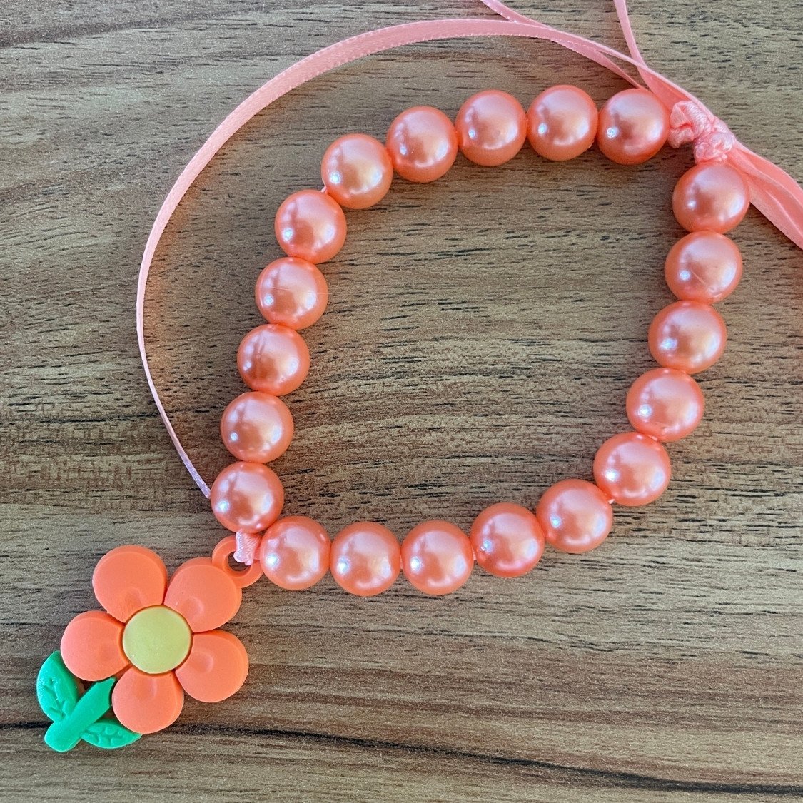 02 colar de perolas flor 1 un