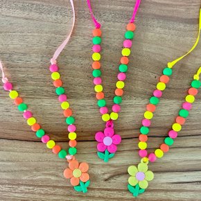 01 colar de perolas flor 1 un amarelo u