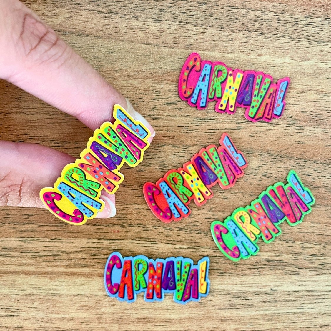 01 lacinho p acrilico carnaval mix 10 un