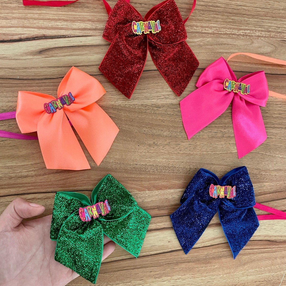 01 gargantilha laco gg carnaval 10 unidades sortidas