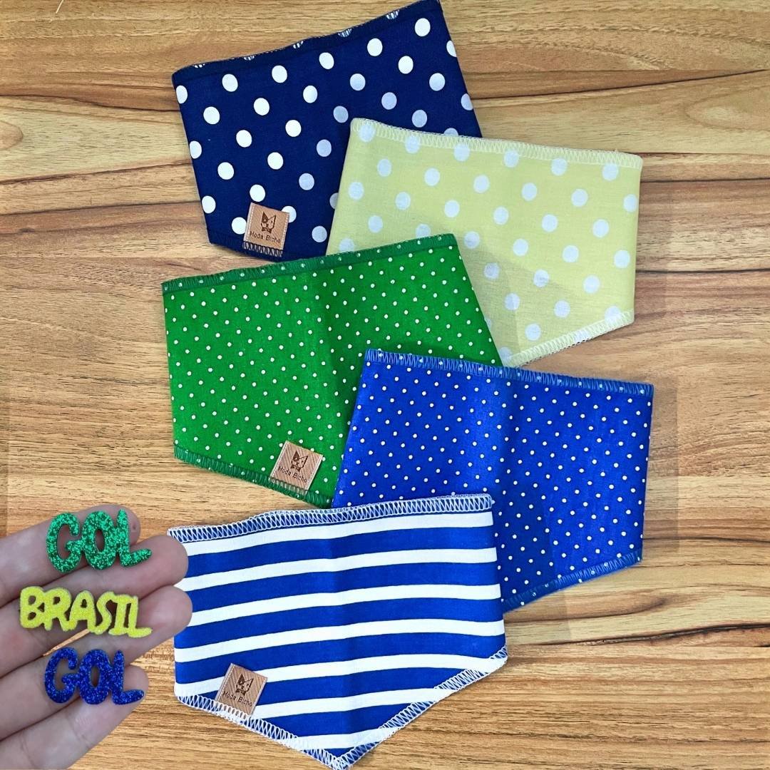 01 kit pet bandana e adesivo brasil copa 40 un p m ou g g