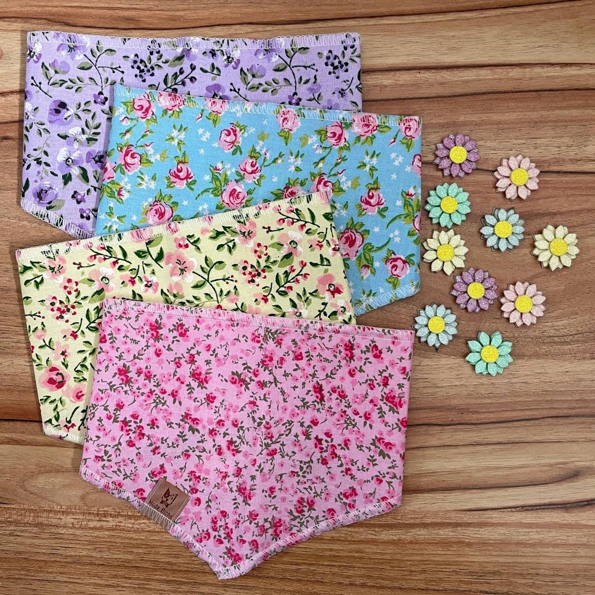 02 kit pet bandana preta floral tic tac cristal 20 un p m ou g g
