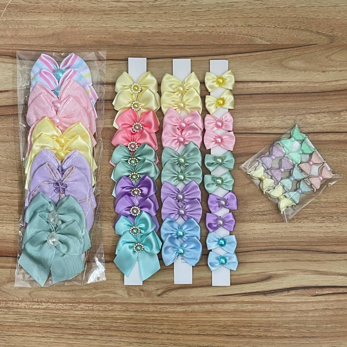02 kit candy gargantilha lacos e adesivo 50 un